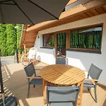 Ferienhaus Lord & *