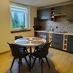 Lord & Holiday home Tresna